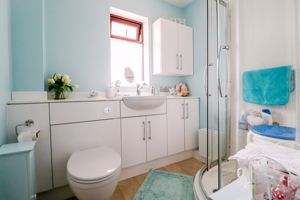 Family Bathroom- click for photo gallery